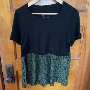 Latched Mama Babydoll Nursing Tee, Black and Green, Medium